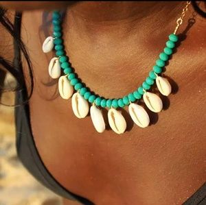 shell necklace (48+6 cm)